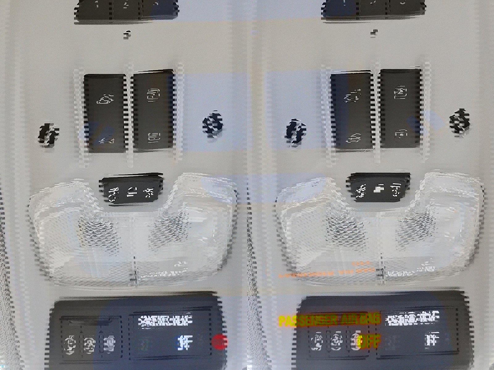 Used 2021 Buick Encore GX Essence w/ Advanced Technology Package image 21