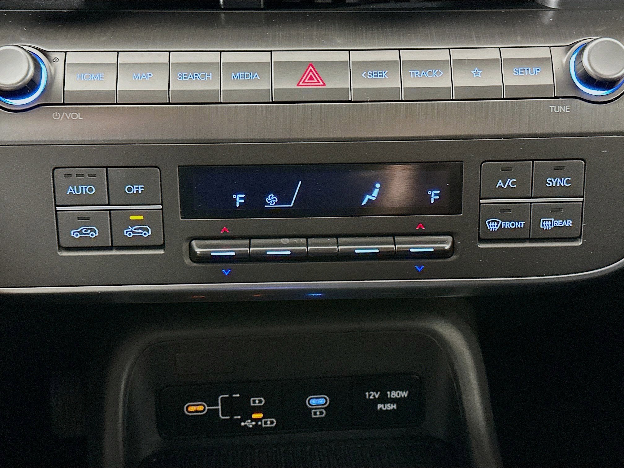 Used 2025 Hyundai Kona SEL image 23