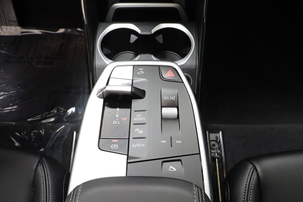 Certified 2025 BMW X1 xDrive28i image 12