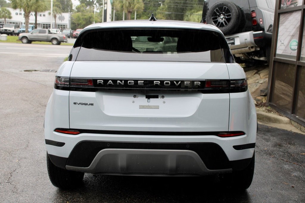 Used 2026 Land Rover Range Rover Evoque S image 7