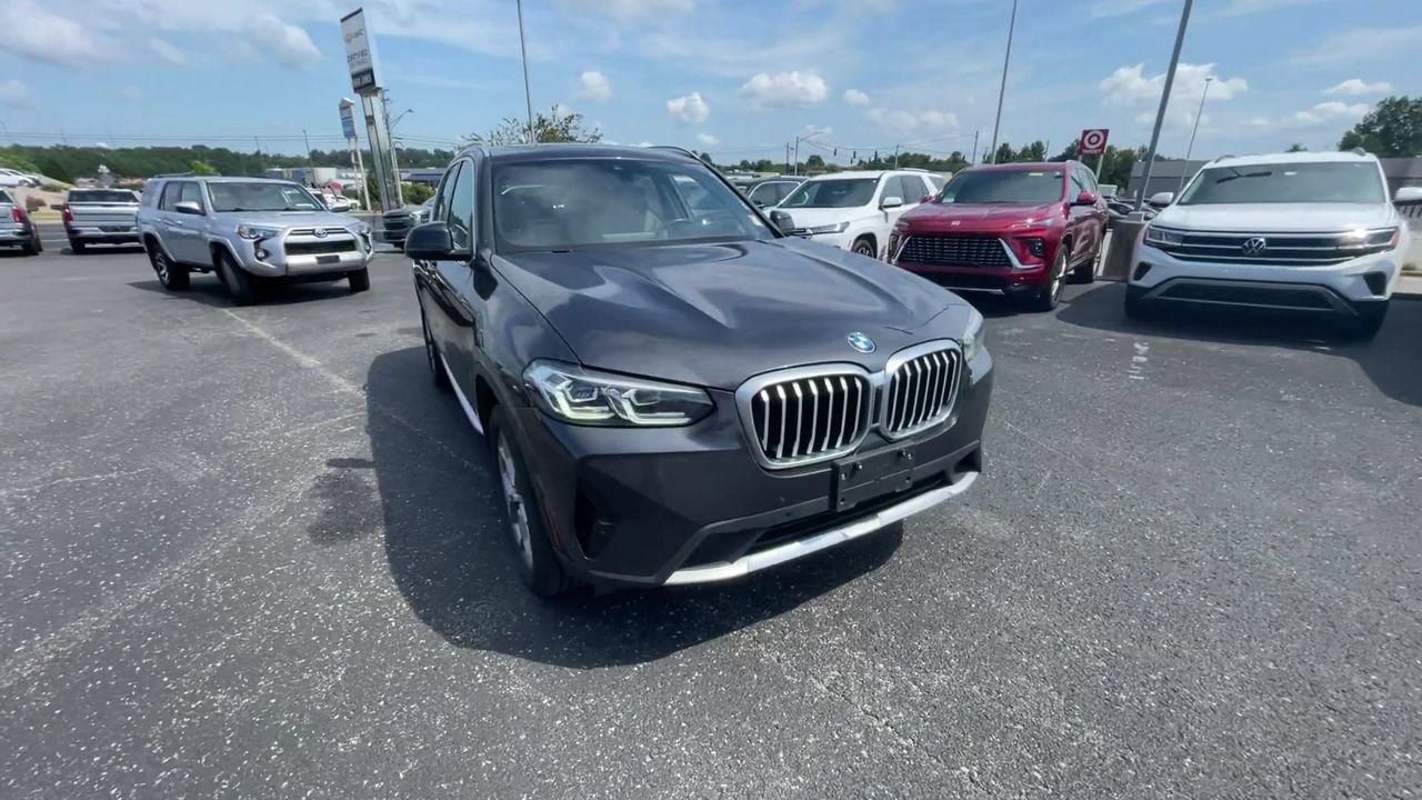 Used 2023 BMW X3 xDrive30i AWD/4WD image 3