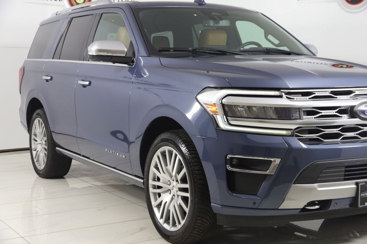 Used 2023 Ford Expedition Platinum AWD/4WD image 43