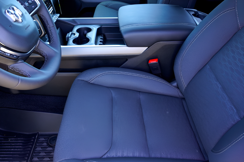 New 2026 RAM 1500 Lone Star AWD/4WD image 9