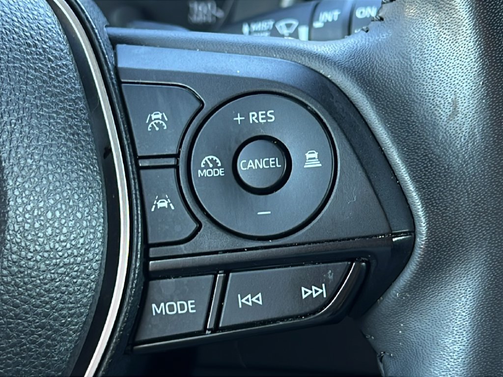 Used 2024 Toyota Corolla SE FWD image 21