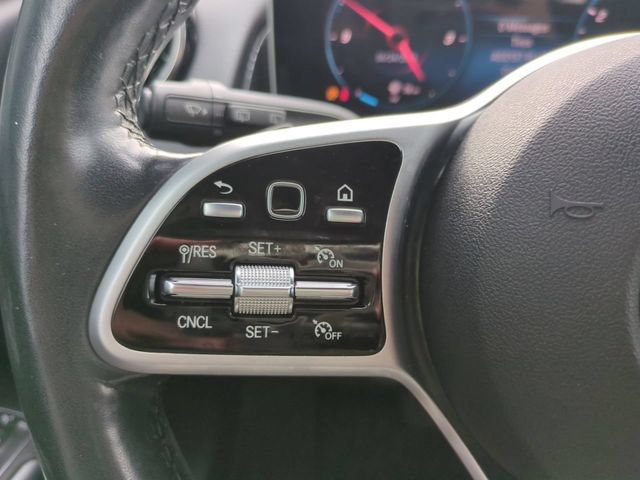 Used 2020 Mercedes-Benz GLB 250 4MATIC image 30