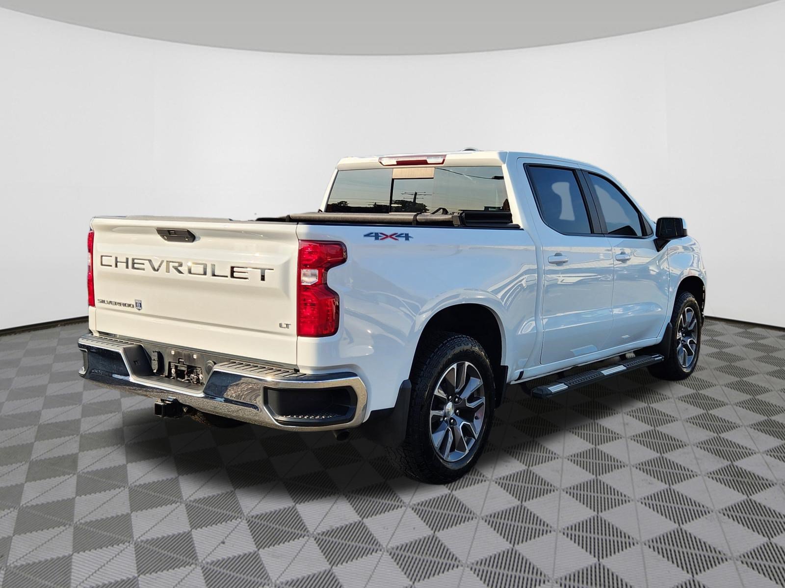 Used 2021 Chevrolet Silverado 1500 LT w/ All Star Edition Plus AWD/4WD image 4