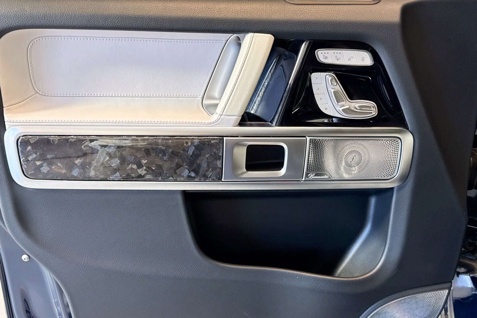 Certified 2021 Mercedes-Benz G 63 AMG 4MATIC w/ G Manufaktur Interior Package image 17