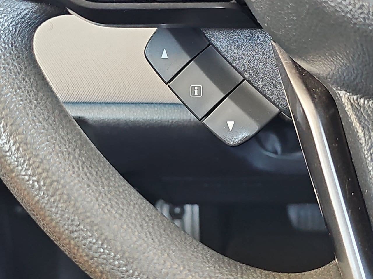 Used 2020 Subaru Legacy AWD/4WD image 23