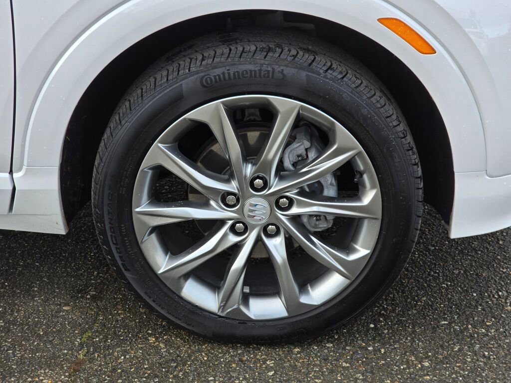 Used 2024 Buick Encore GX Avenir w/ Avenir Technology Package image 10