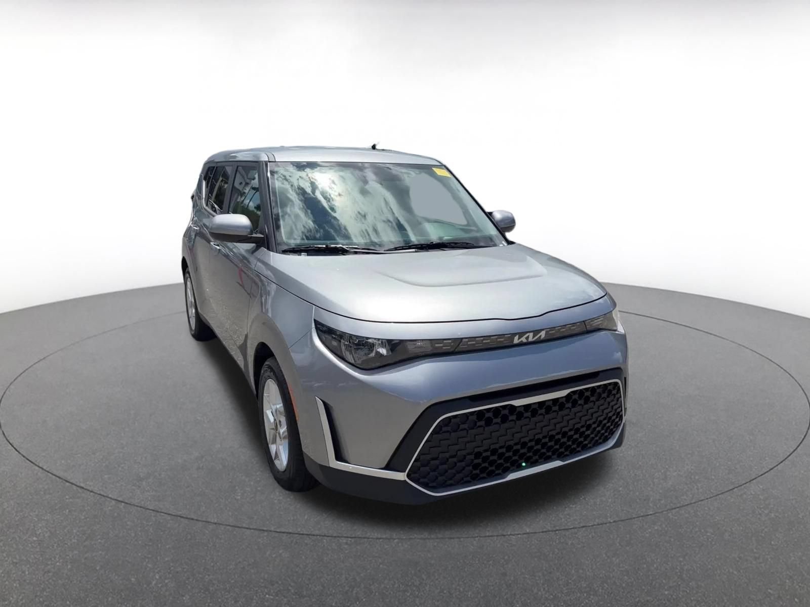 Used 2025 Kia Soul LX w/ LX Technology Package FWD video 2