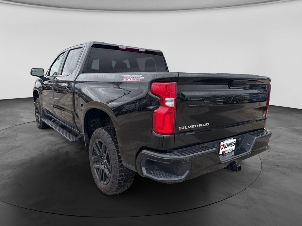 Used 2024 Chevrolet Silverado 1500 LT Trail Boss AWD/4WD image 8