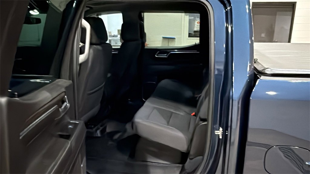 Used 2022 Chevrolet Silverado 1500 LT image 17