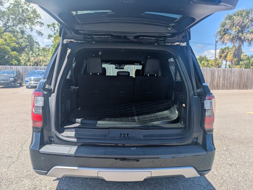 Used 2018 Ford Expedition Max Limited AWD/4WD image 13