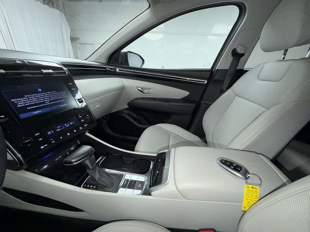 Used 2023 Hyundai Tucson SEL w/ Convenience Package image 5
