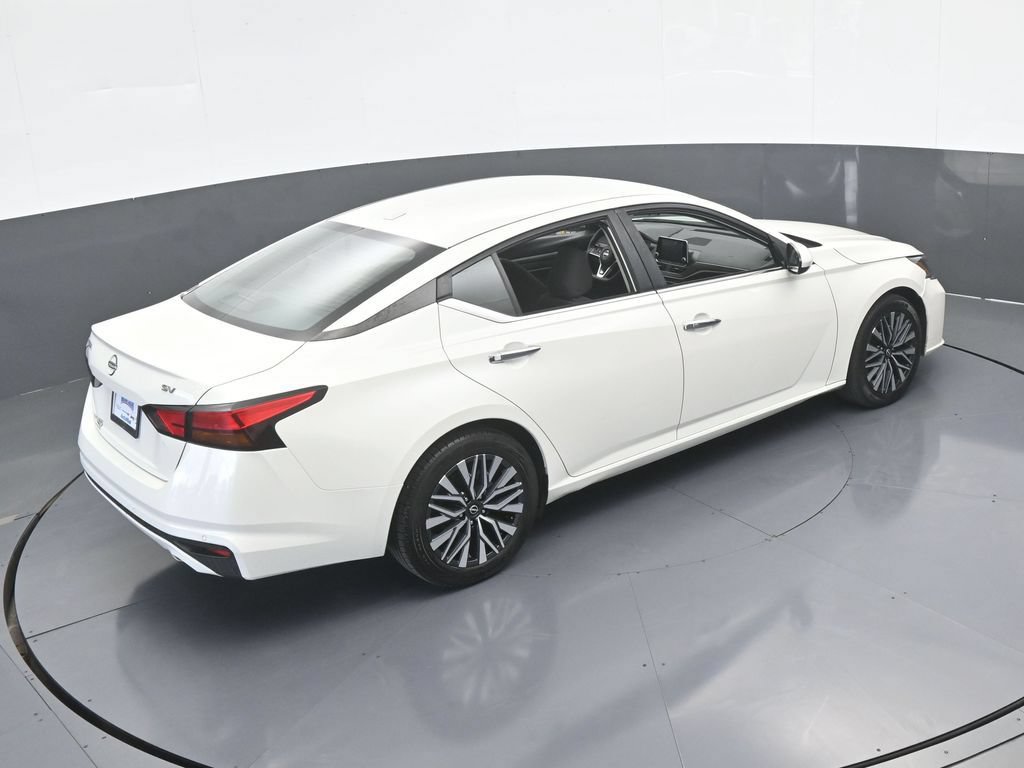 Used 2023 Nissan Altima 2.5 SV FWD image 53