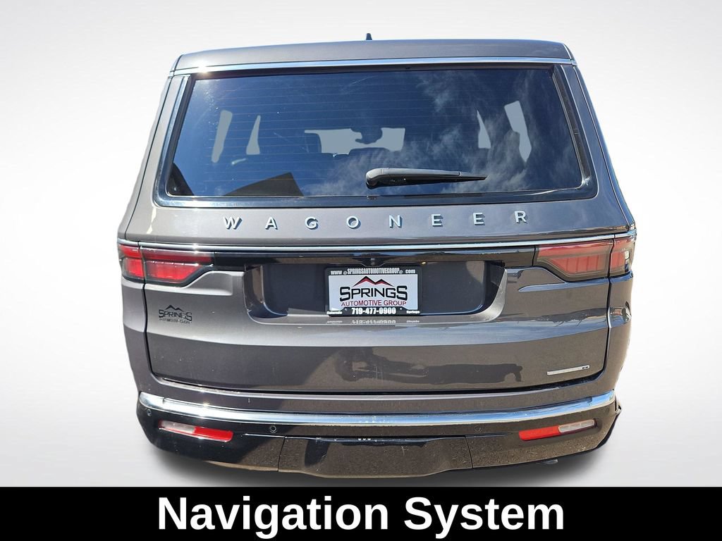 Used 2024 Jeep Wagoneer Series II w/ Flexible Seating Group AWD/4WD image 5