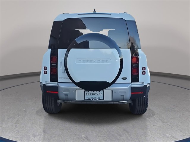 Used 2023 Land Rover Defender 110 S image 6