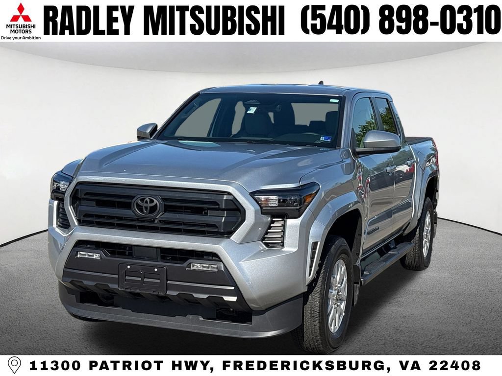 Used 2025 Toyota Tacoma SR5