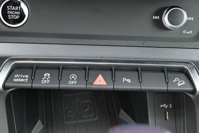 Used 2025 Audi Q3 2.0T Premium AWD/4WD image 24