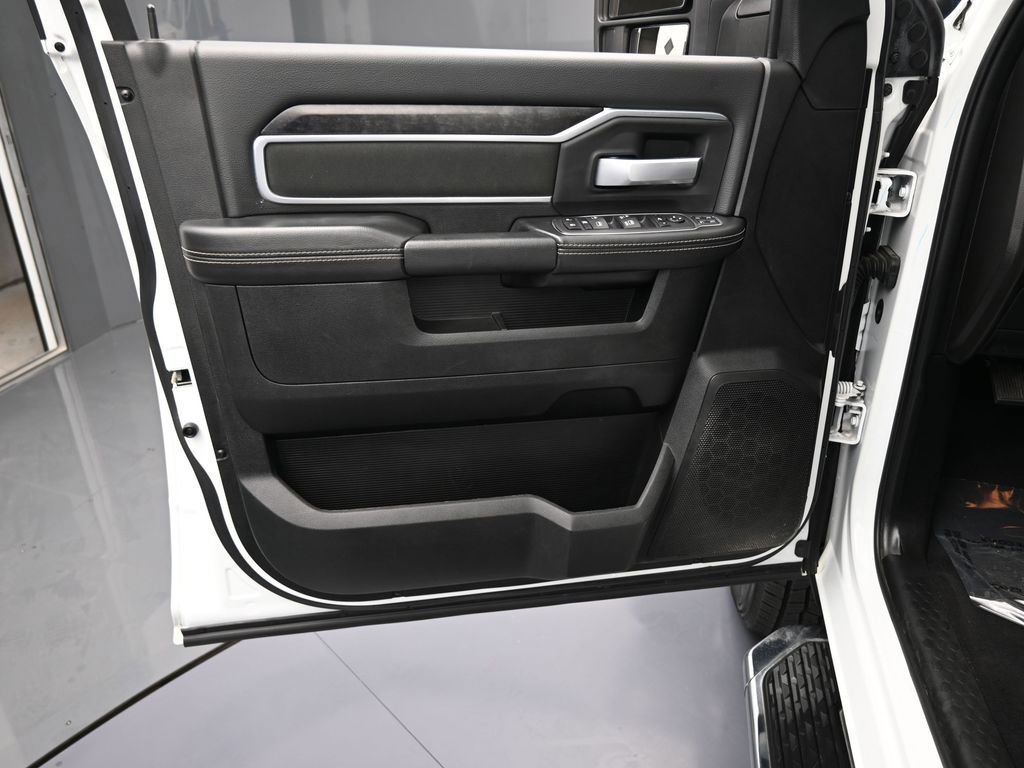 Used 2024 RAM 2500 Big Horn image 12