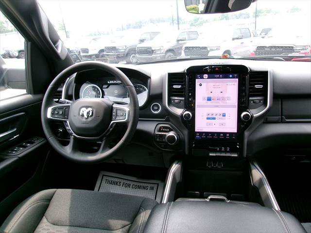 Used 2025 RAM 1500 Big Horn AWD/4WD image 10