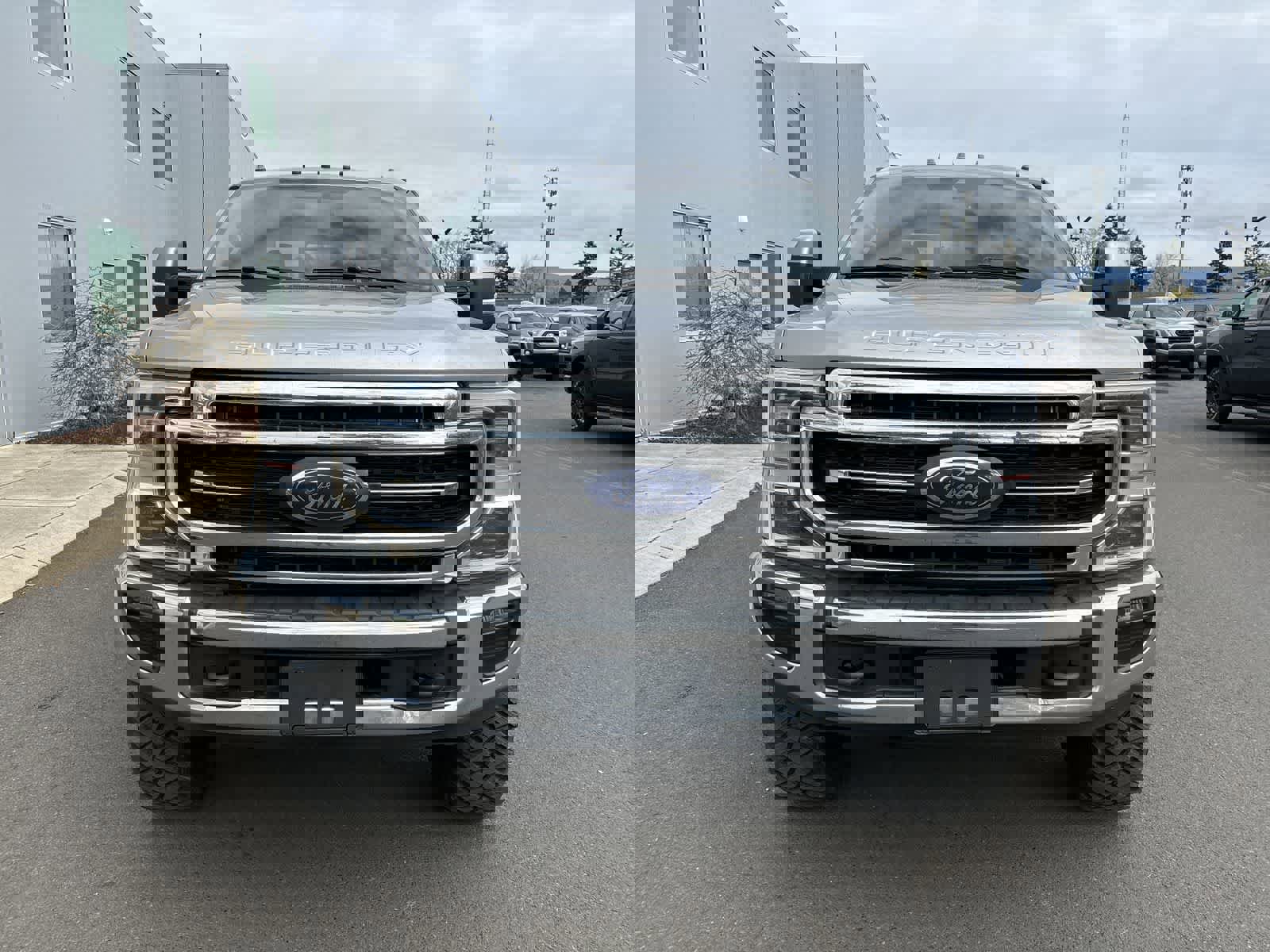 Used 2020 Ford F350 Lariat w/ Tremor Off-Road Package image 7