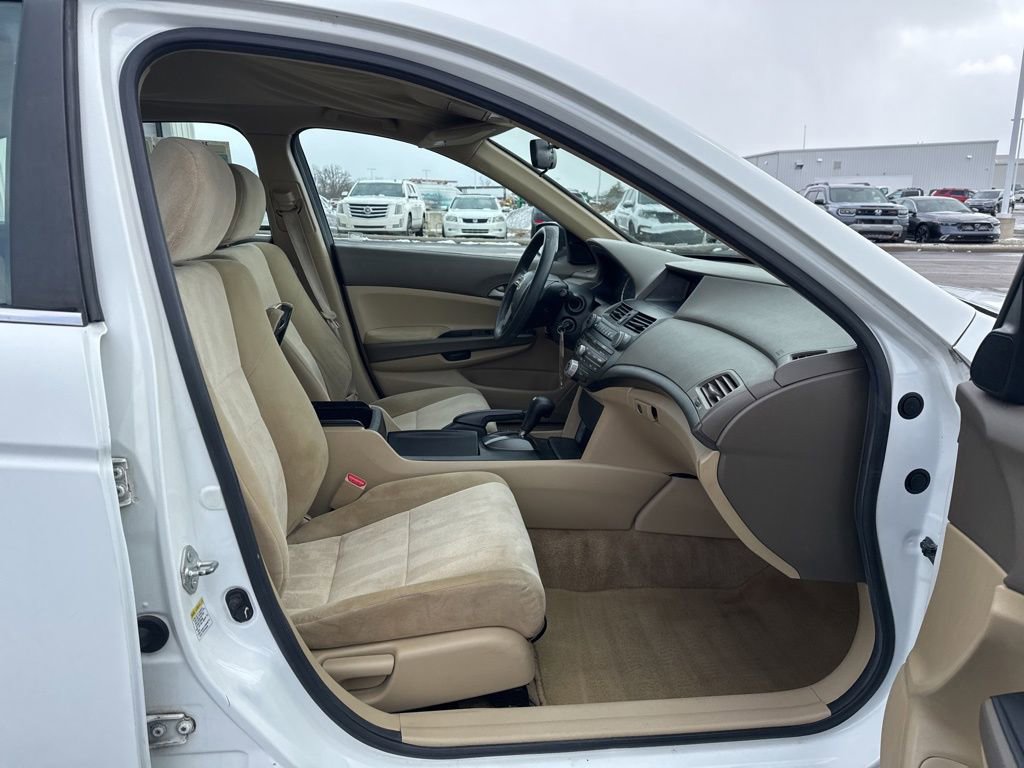 Used 2010 Honda Accord LX image 30