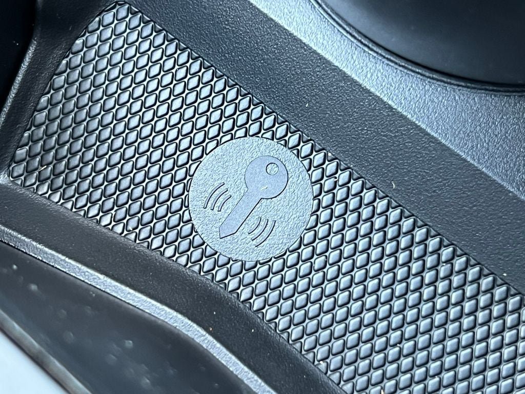 New 2026 Mercedes-Benz E 350 4MATIC Sedan image 30