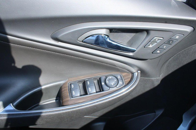 Certified 2023 Chevrolet Malibu LT w/ Driver Confidence Package image 15