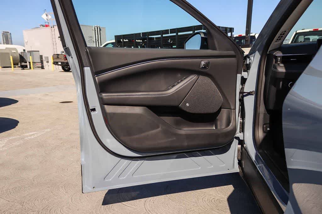 New 2026 Ford Mustang Mach-E Premium RWD image 21