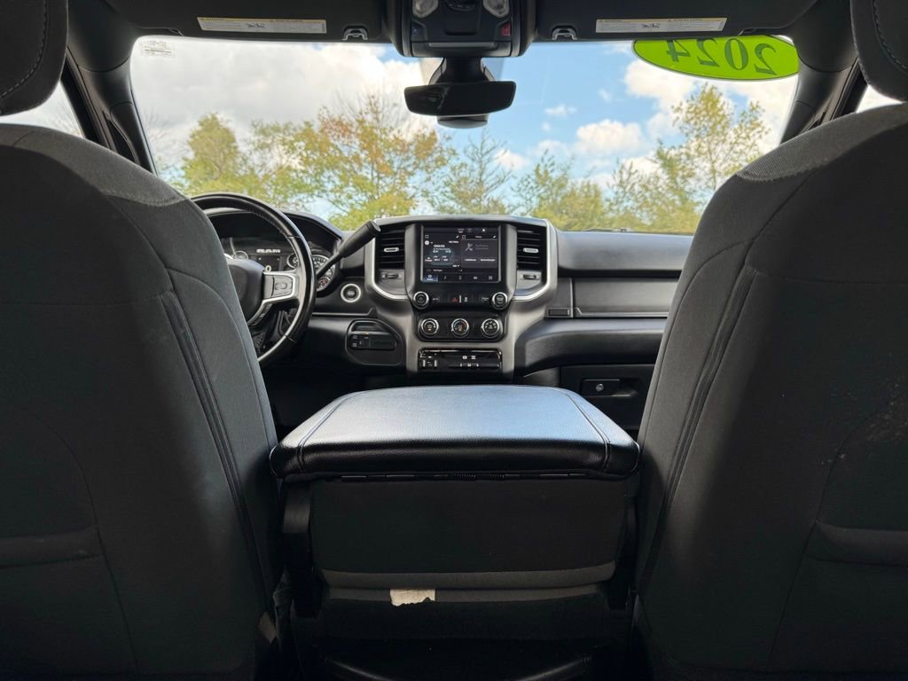 Certified 2024 RAM 3500 Big Horn image 31