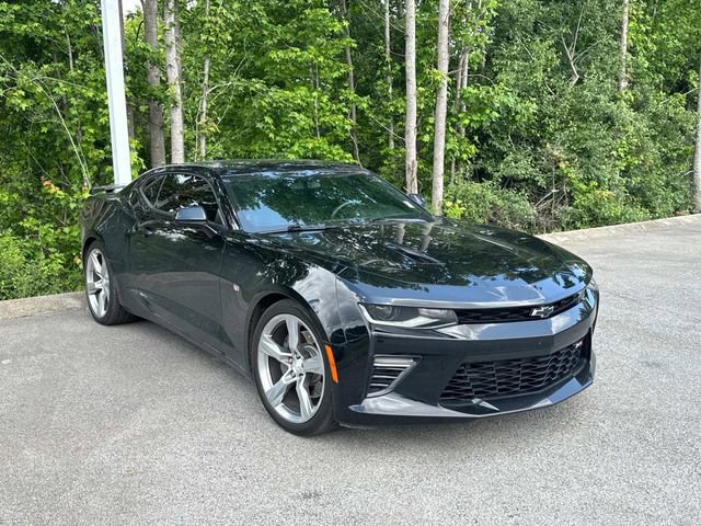 Used 2017 Chevrolet Camaro SS RWD image 2