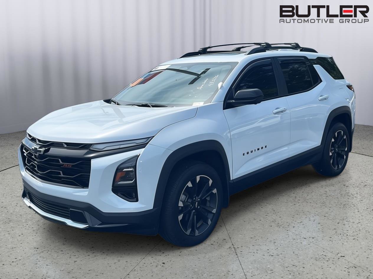 Used 2026 Chevrolet Equinox RS w/ Safety and Technology Package image 2