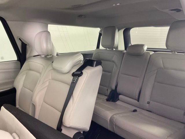 Used 2025 Lincoln Navigator L Reserve AWD/4WD image 26