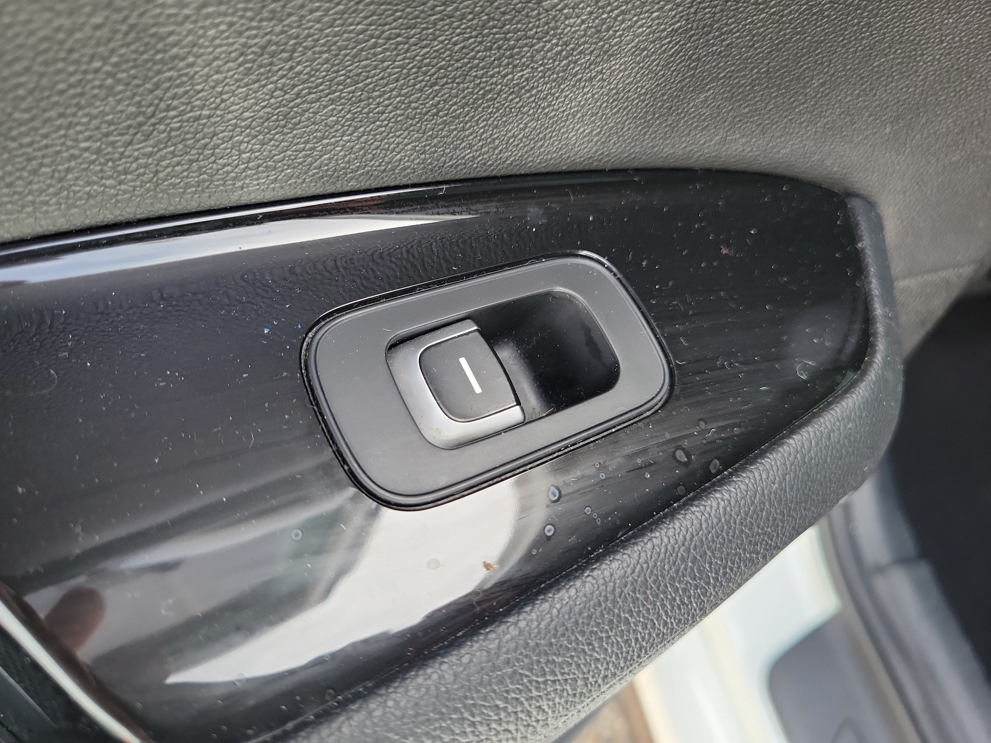 Used 2019 Kia Optima SX FWD image 10
