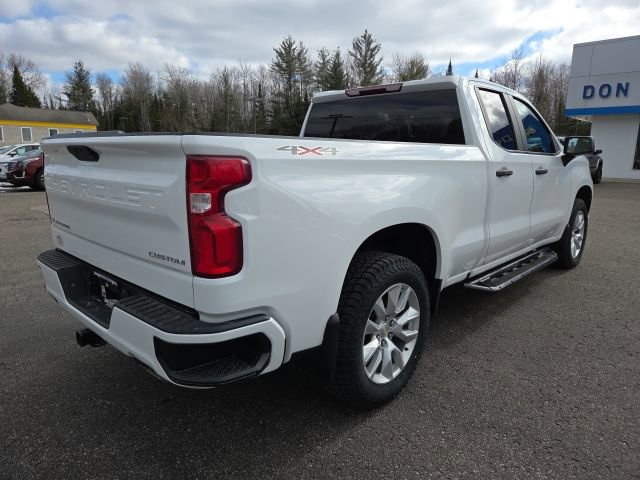 Used 2020 Chevrolet Silverado 1500 Custom w/ Custom Value Package image 24
