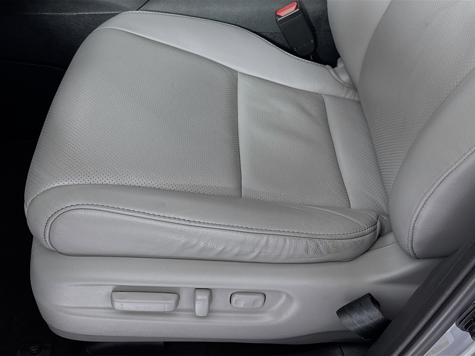 Certified 2023 Honda Passport EX-L image 18
