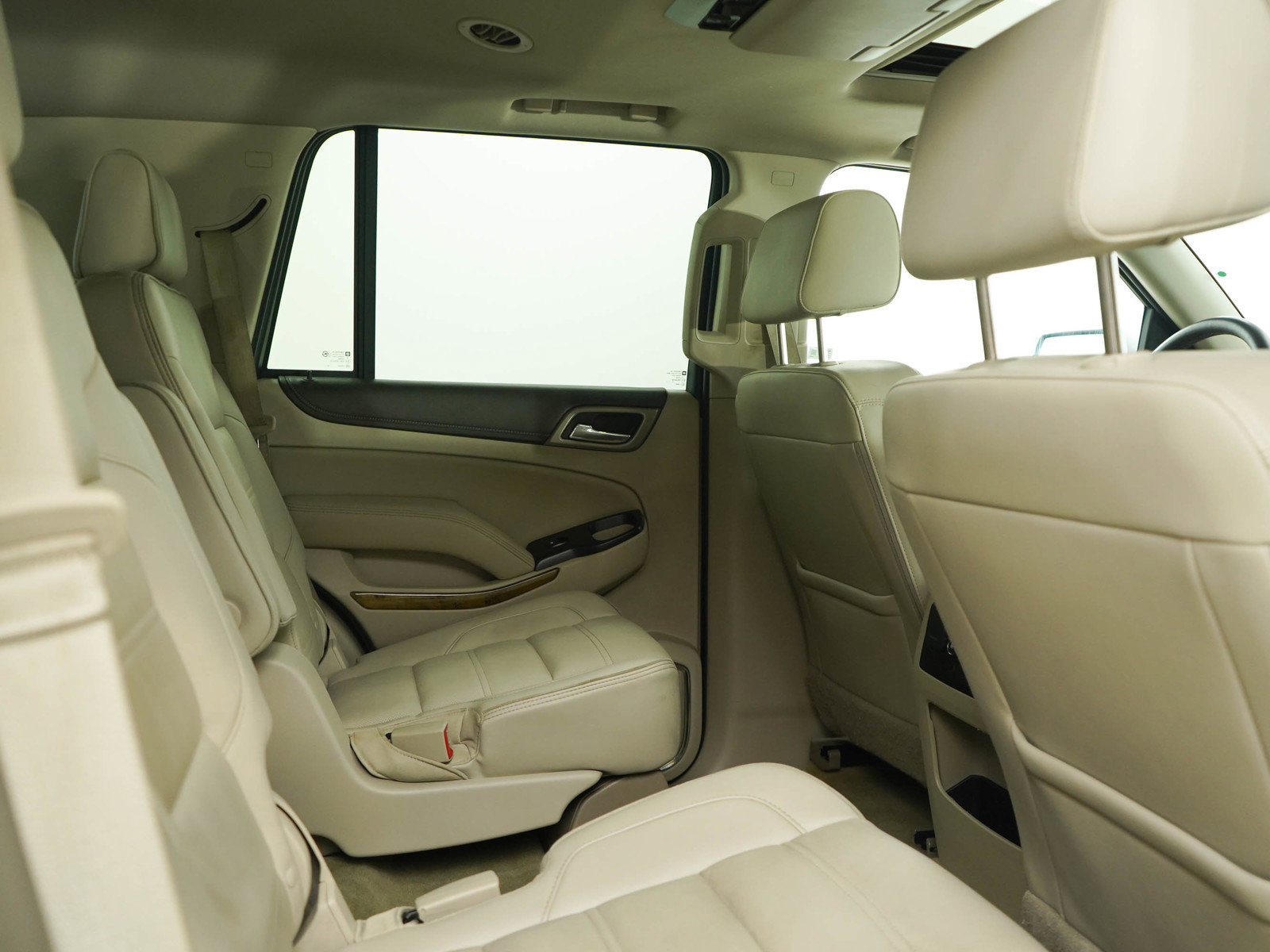 Used 2017 GMC Yukon Denali w/ Open Road Package image 11