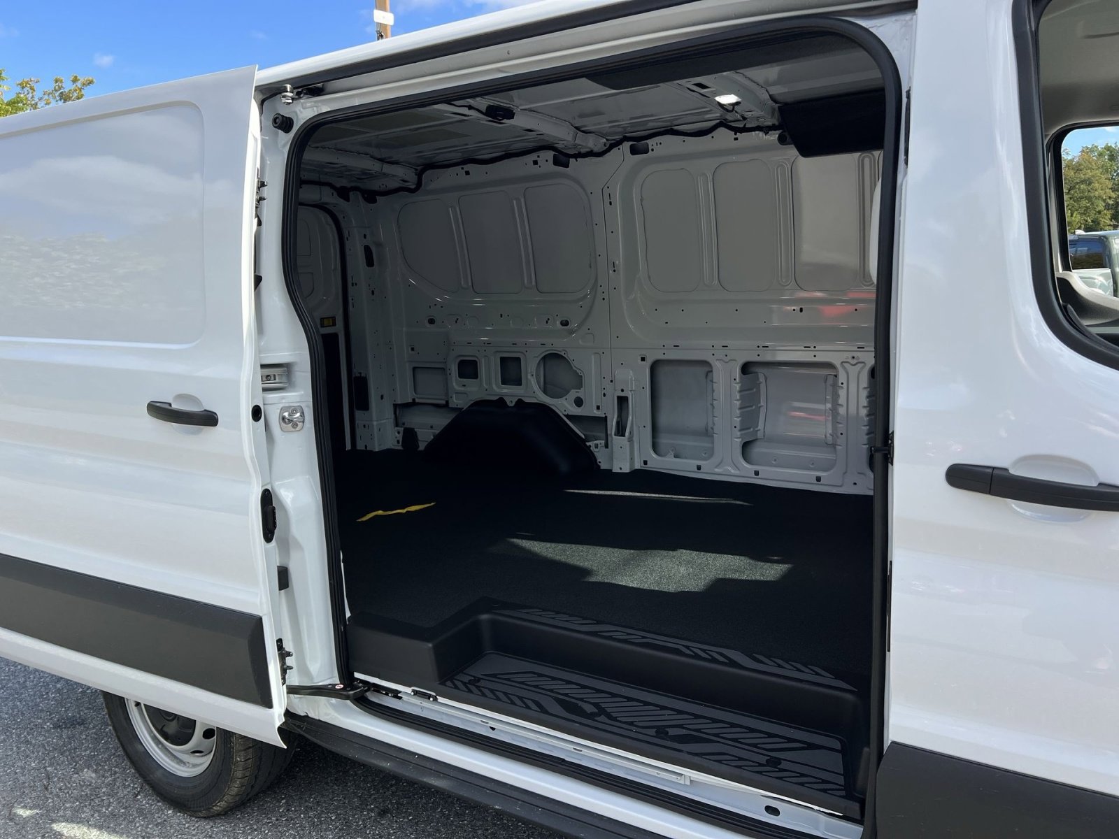 New 2026 Ford Transit 150 Low Roof image 22