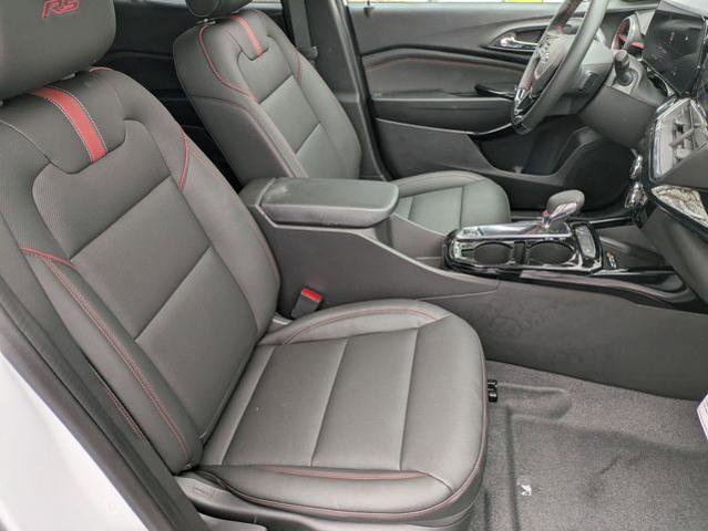 New 2026 Chevrolet Trax RS w/ Sunroof Package FWD image 26