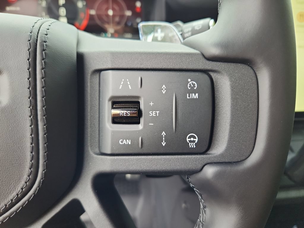 New 2026 Land Rover Defender 110 OCTA AWD/4WD image 18