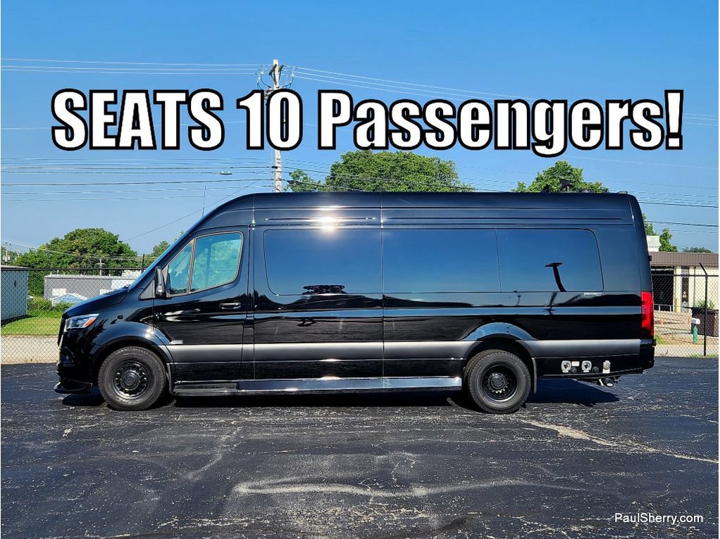 Used 2024 Mercedes-Benz Sprinter 3500 image 2