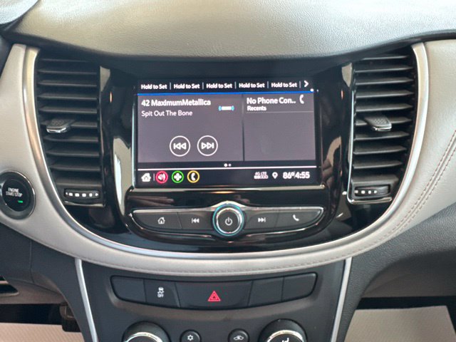Used 2022 Chevrolet Trax LT w/ LT Convenience Package AWD/4WD image 21