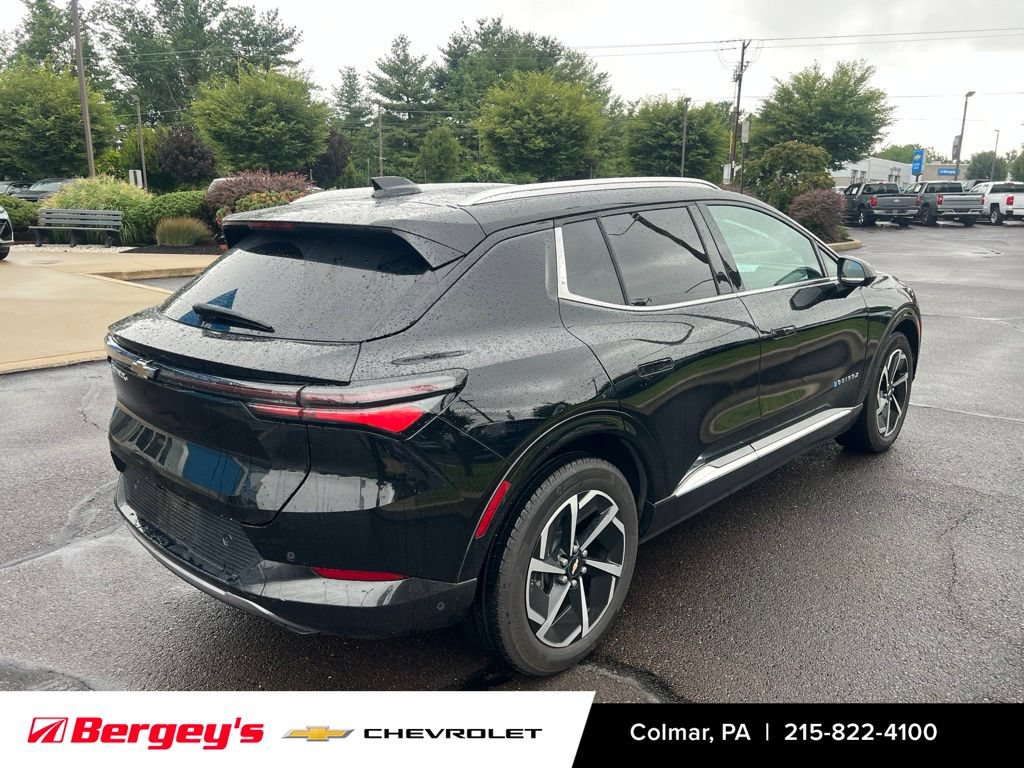 Used 2024 Chevrolet Equinox EV LT w/ Active Safety Package 3 FWD image 9