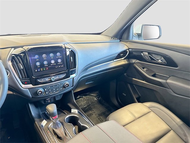 Used 2023 Chevrolet Traverse RS image 24