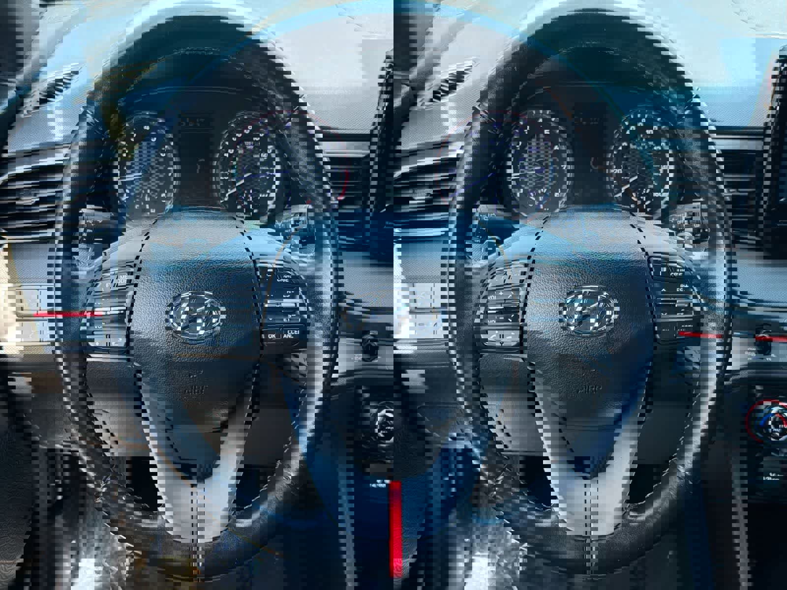 Used 2019 Hyundai Veloster 2.0 Premium image 23