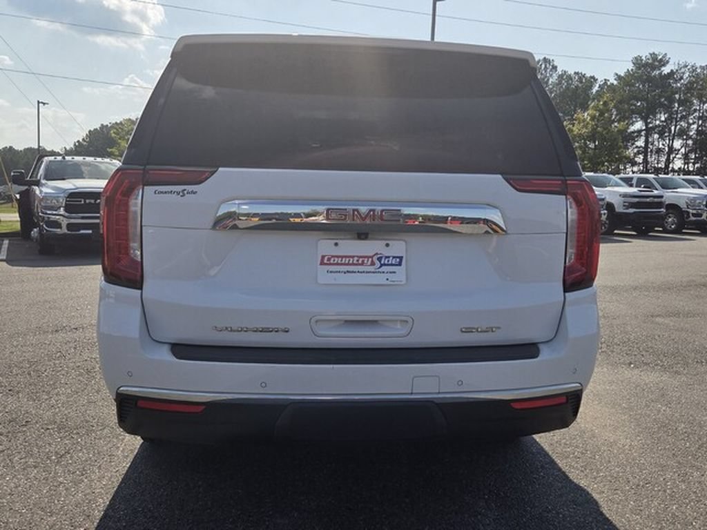 Used 2022 GMC Yukon XL SLT w/ SLT Premium Package RWD image 9