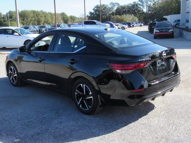 Used 2024 Nissan Sentra SV w/ All-Weather Package image 5