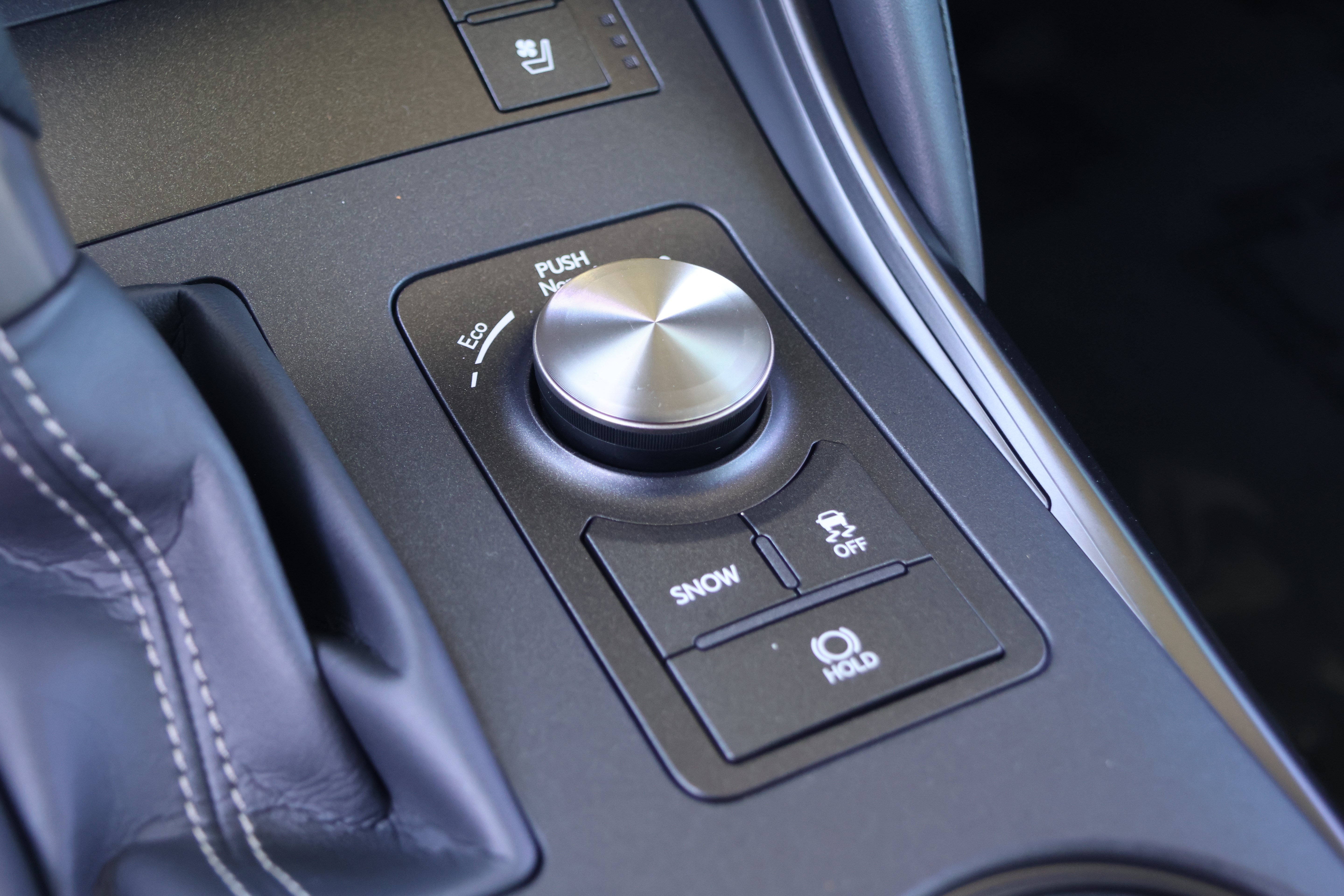 Certified 2025 Lexus IS 350 F Sport RWD image 26
