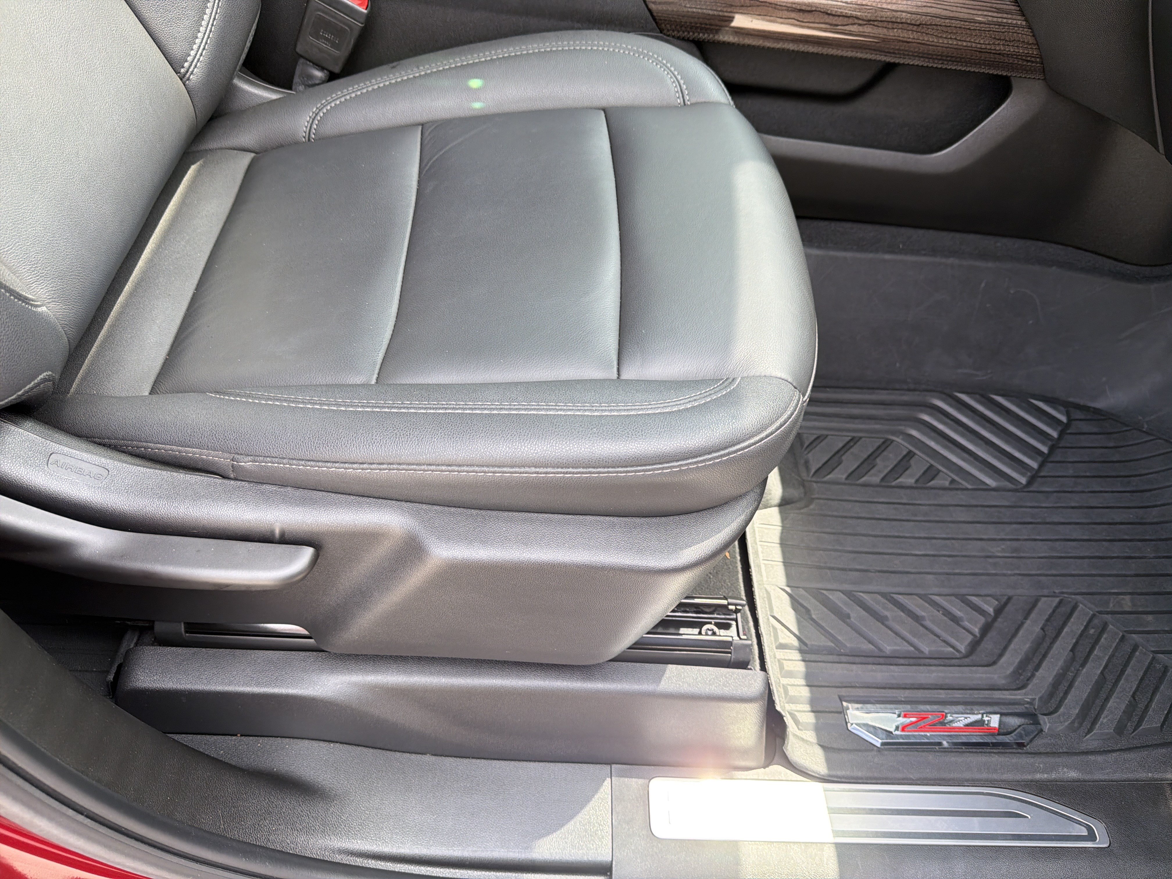 Used 2025 Chevrolet Silverado 1500 RST AWD/4WD image 74